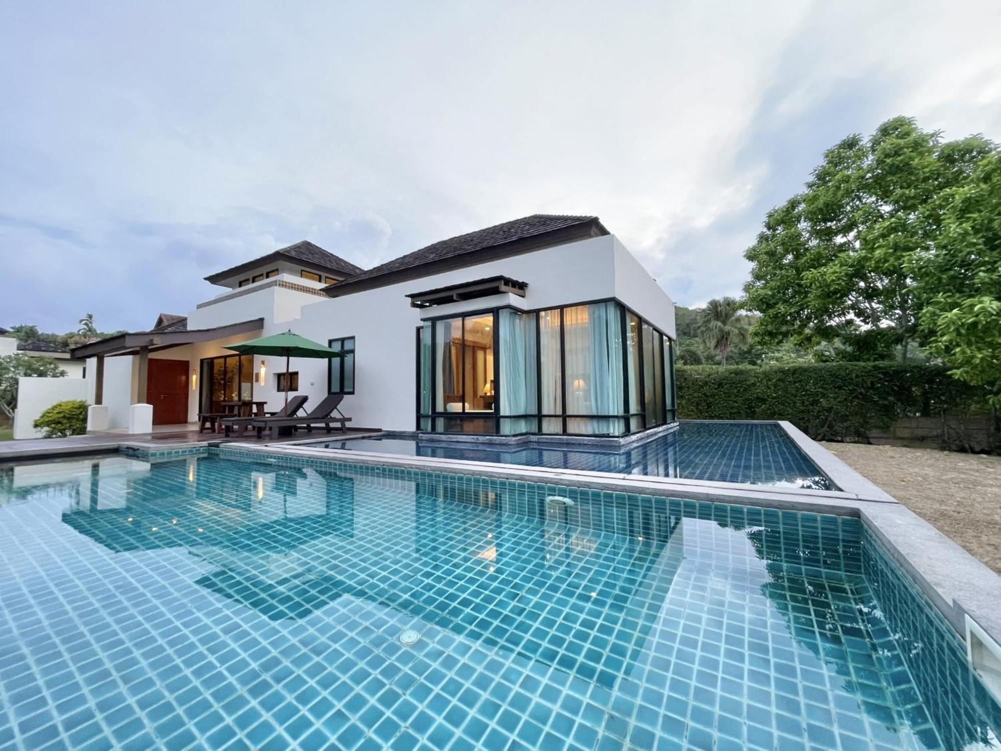 Ozone Villa Phuket Pa Khlok Esterno foto