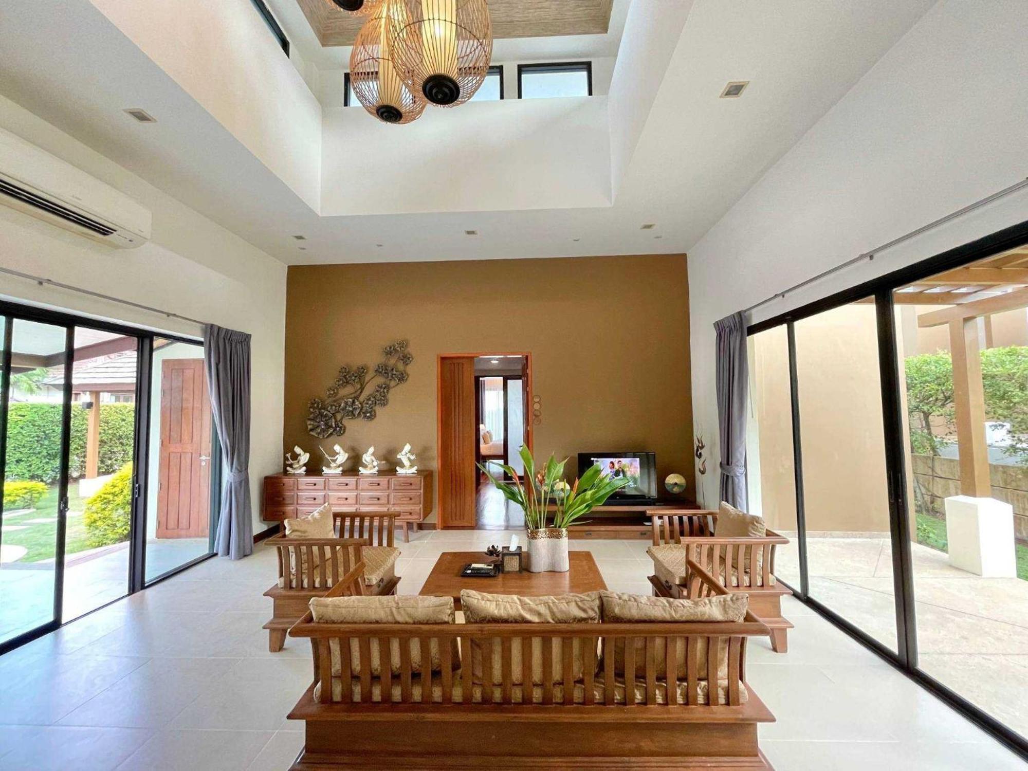 Ozone Villa Phuket Pa Khlok Esterno foto
