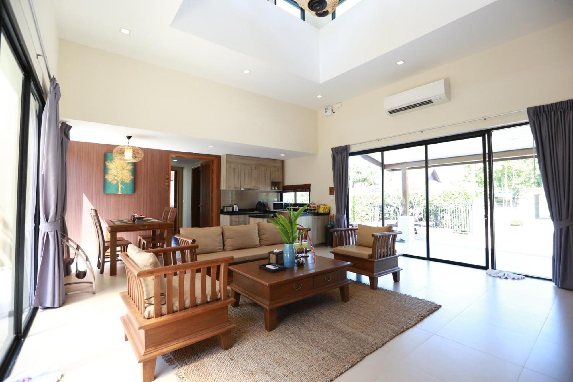 Ozone Villa Phuket Pa Khlok Esterno foto