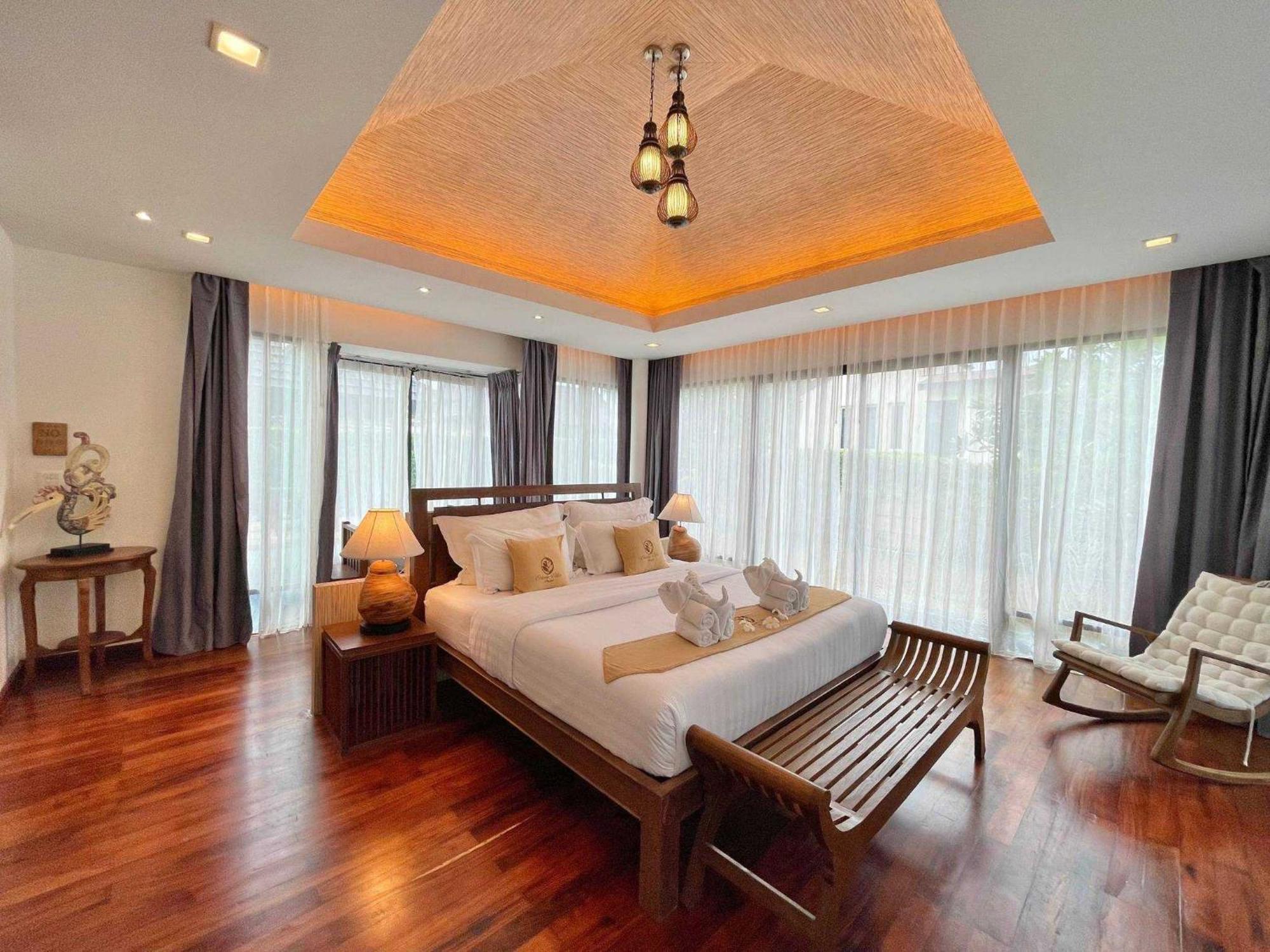 Ozone Villa Phuket Pa Khlok Esterno foto