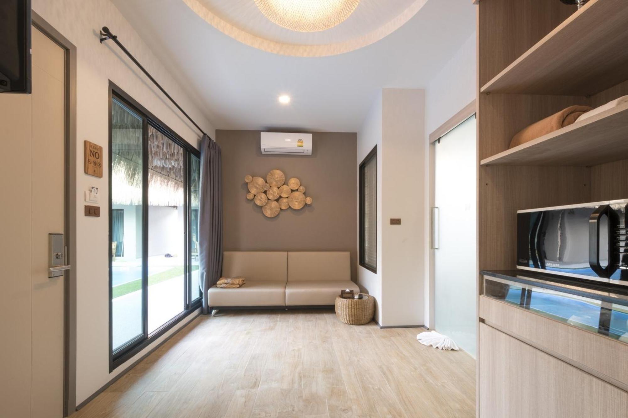 Ozone Villa Phuket Pa Khlok Esterno foto