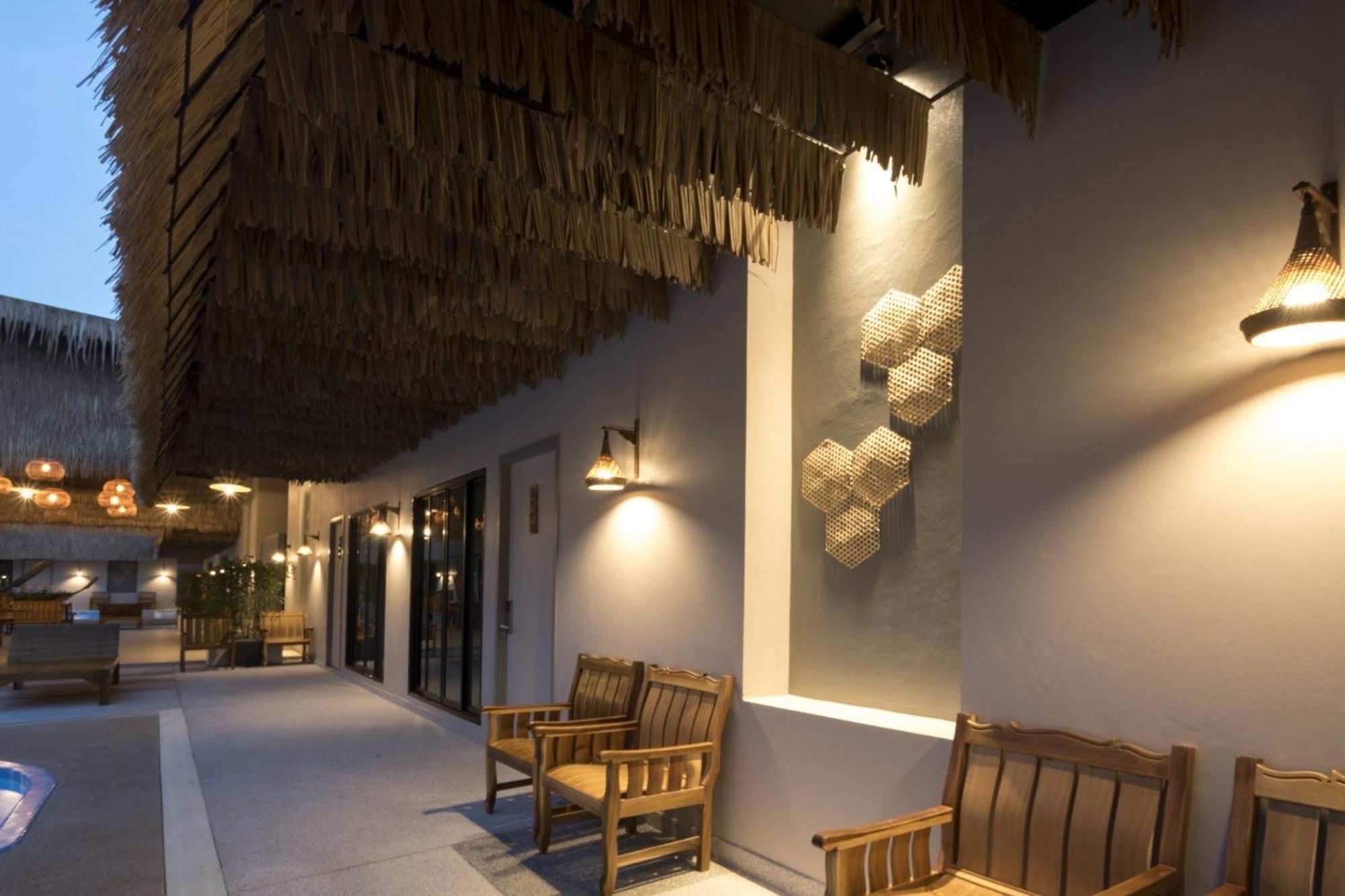 Ozone Villa Phuket Pa Khlok Esterno foto